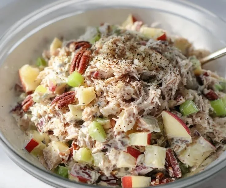 Crisp Apple Tuna Salad with fresh ingredients served in a bowl