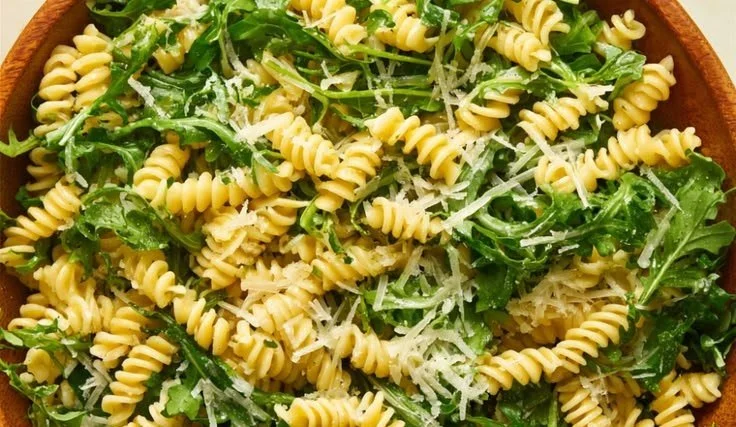 Lemon Arugula Pasta Salad